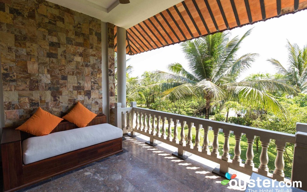 phòng deluxe tại ana mandara huế việt nam