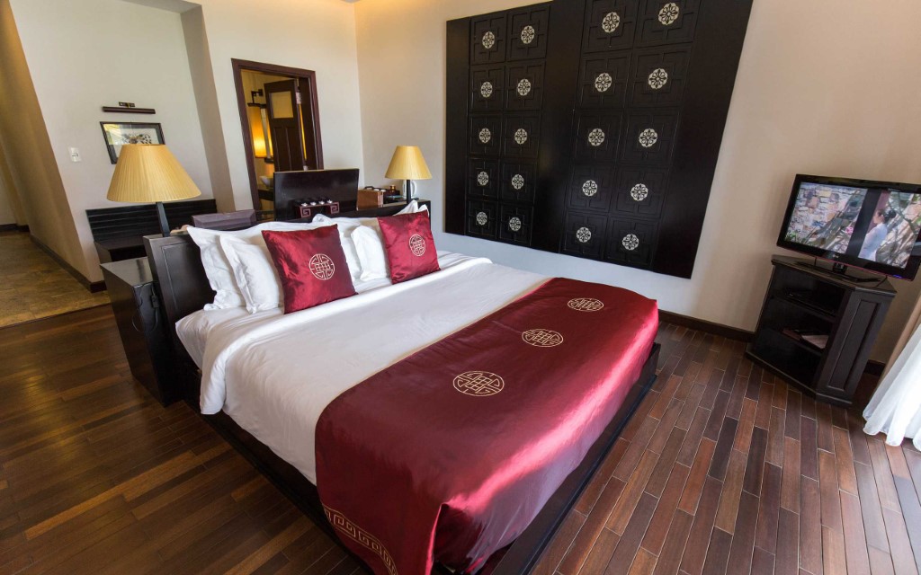 phòng deluxe tại ana mandara huế việt nam